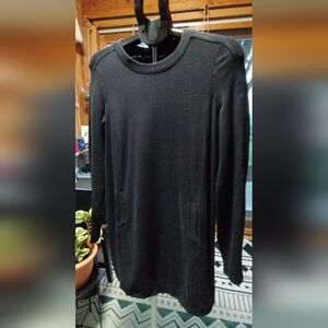 Athleta Black Xs Top